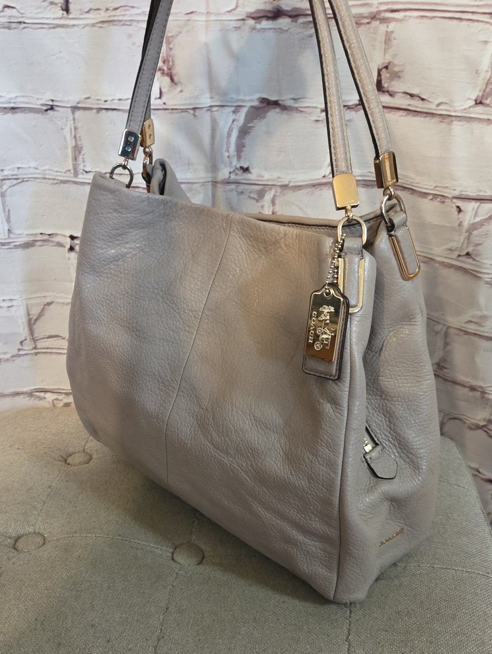 Coach Madison 26224 Pebbled Leather Lindsey Hobo Shoulder Bag Blush